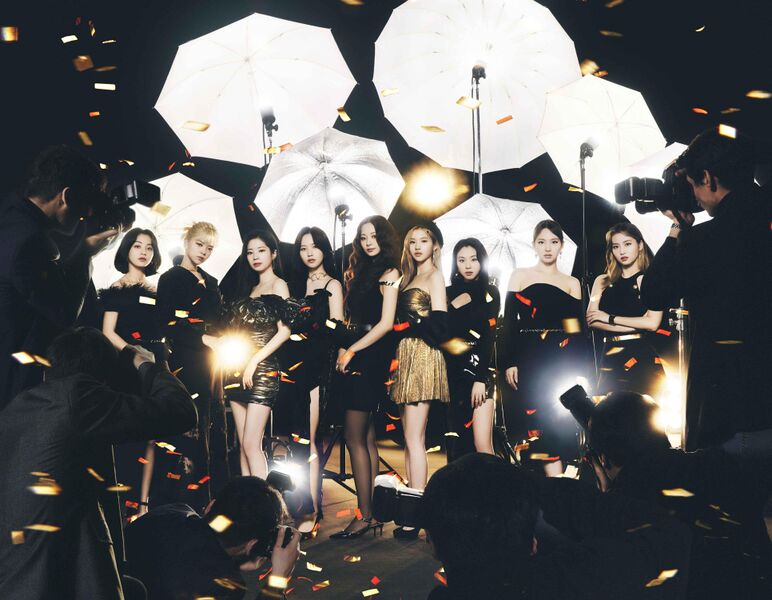 File:TWICE - Celebrate promo.jpg
