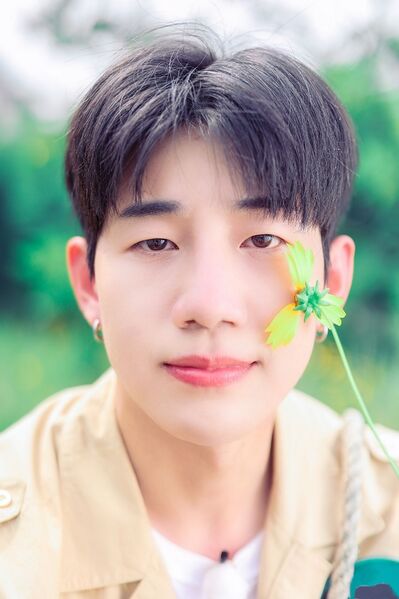 File:Changsun Wild Idol.jpg