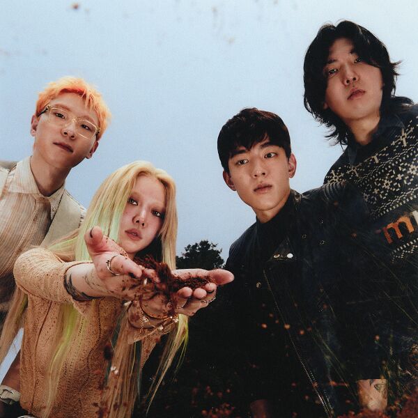 File:The Volunteers - New Plant promo.jpg