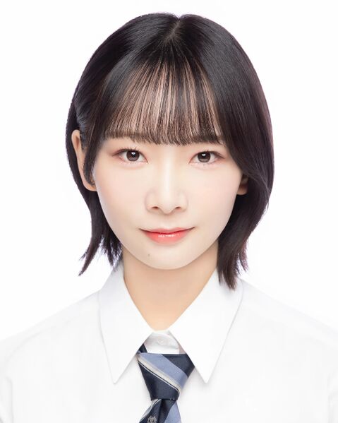 File:AKB48 Narita Kohina 2024.jpg