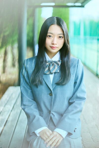 File:Nogizaka46 Ozu Reina 2025.jpg