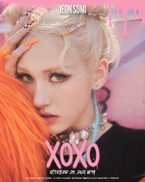File:SOMI - XOXO promo.jpg