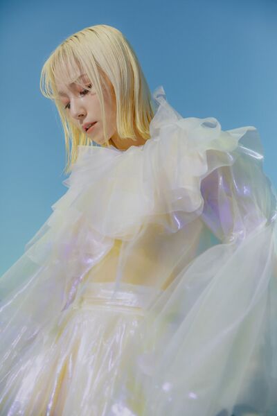 File:MAMI - LUMINOUS promo.jpg