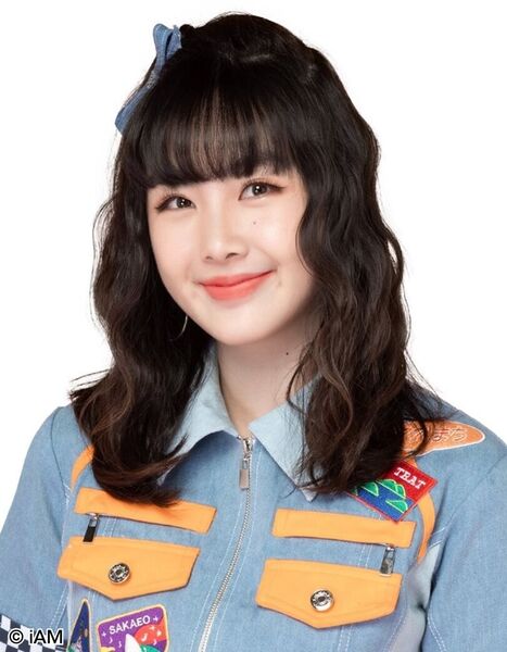 File:BNK48 Khamin 2019-2.jpg