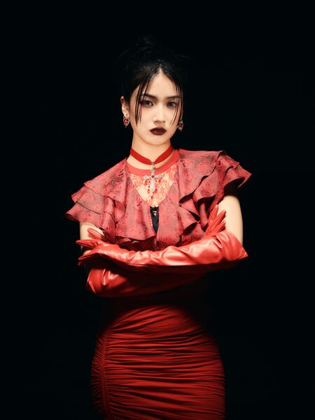 File:Momoka - HANA promo.jpg