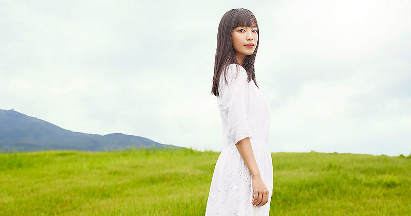 File:miwa - Yui promo.jpg