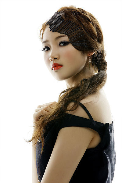 File:Ji Eun (Piggy Dolls).jpg
