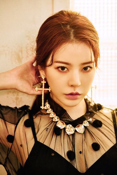 File:Sunny - Molatni (Lil' Touch) promo.jpg