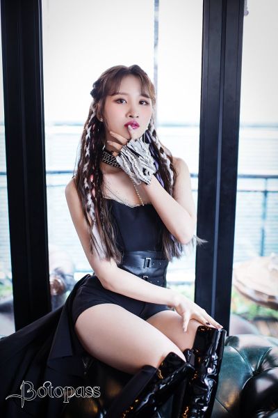 File:Harin - Flamingo promo.jpg