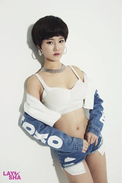 File:Seulgi - LAYSHA promo.jpg