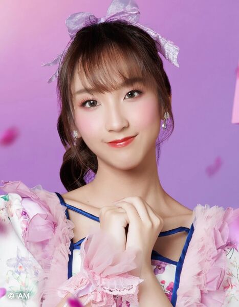 File:BNK48 Emmy 2023-3.jpg