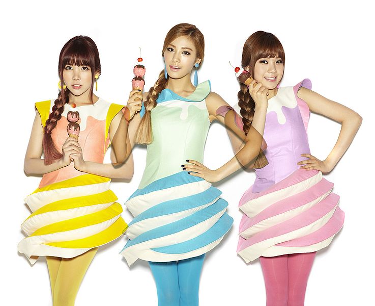 File:ORANGE CARAMEL Promo.jpg