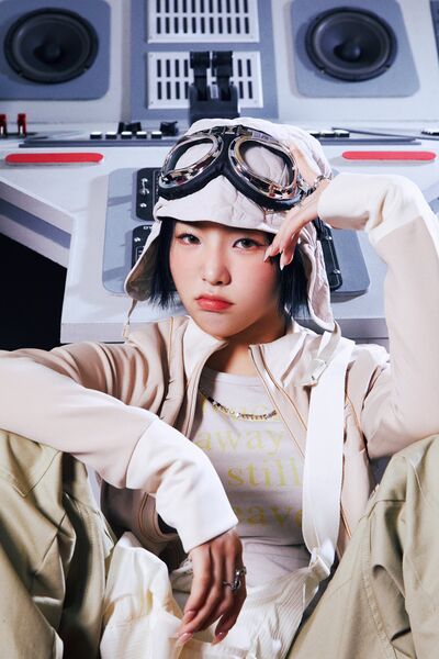 File:Sunhye - XXL promo.jpg