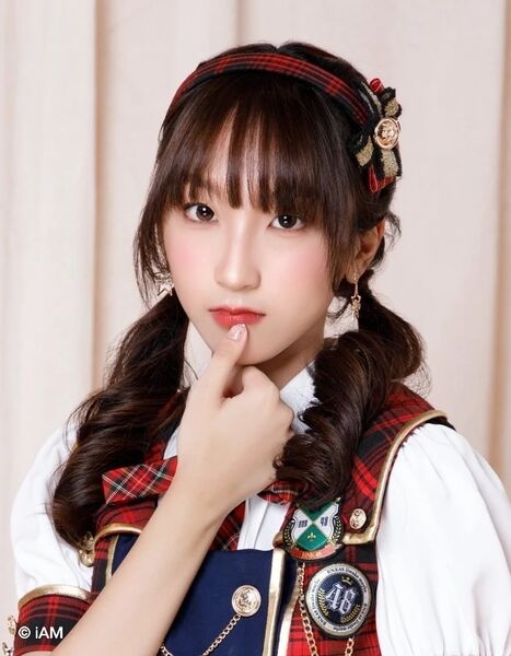 File:BNK48 Emmy 2023-2.jpg
