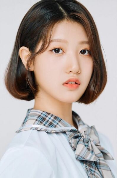 File:05Class Seoyeon.jpg