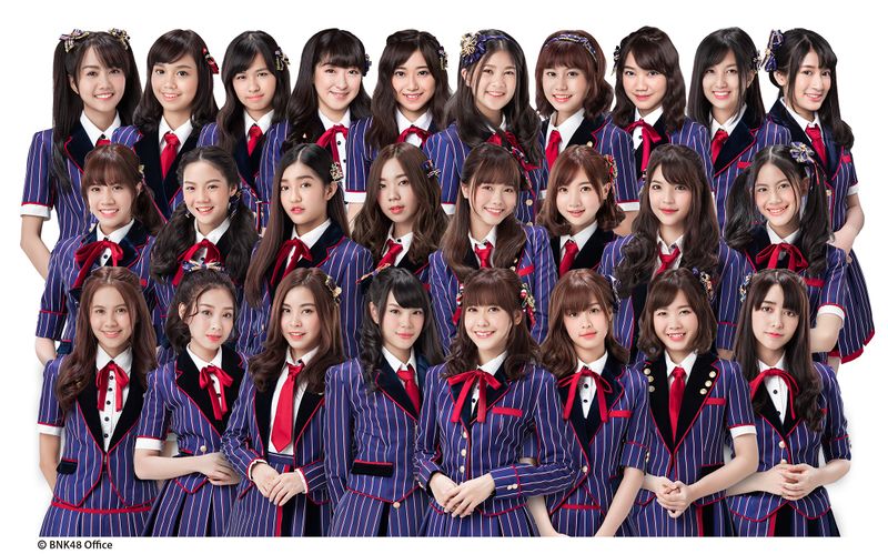 File:BNK48 2018.jpg