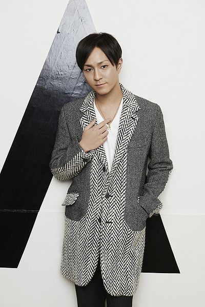 File:Show Time (Naoya).jpg