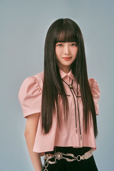 File:Yeyoung - Voyage promo.jpg