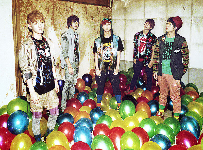 File:shineereplaypromo.jpg