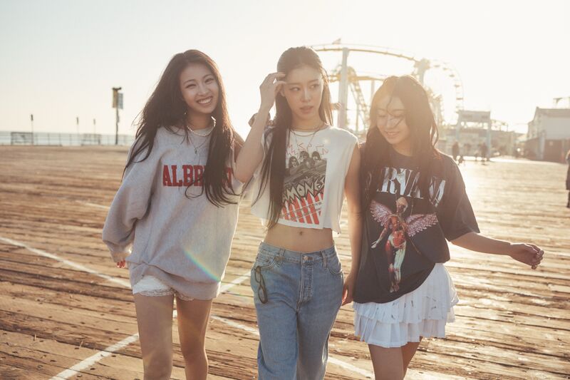 File:ablume - Echo promo3.jpg