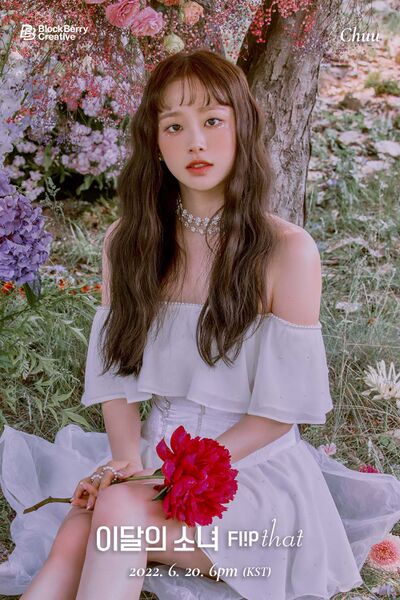 File:Chuu - Flip That promo.jpg