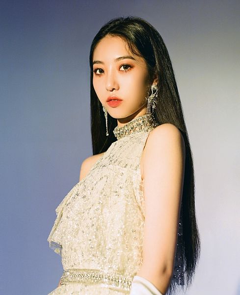 File:Dahye - Poison promo.jpg