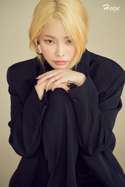 File:Heize - Lyricist promo.jpg