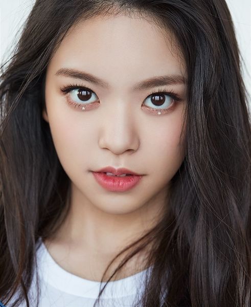 File:Cherry Bullet Lin Lin.jpg