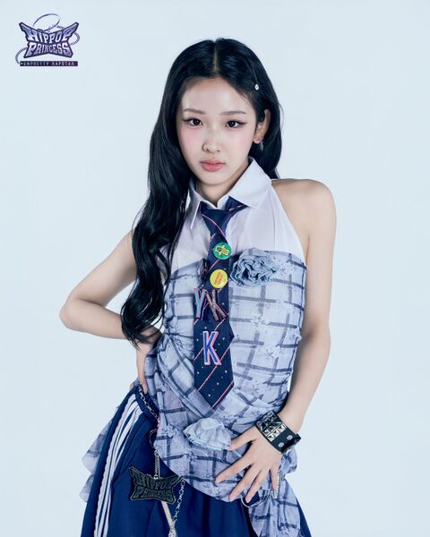 File:Shin Yookyung - HIP POP PRINCESS promo.jpg