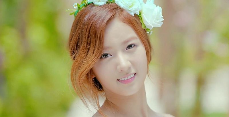 File:BoMiSnowPink.jpg