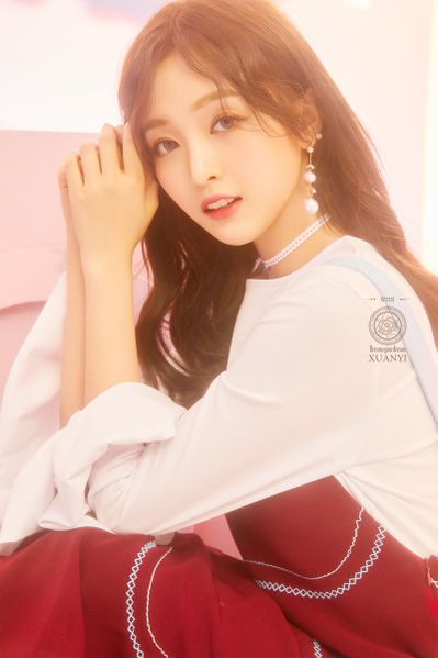 File:Xuan Yi - Dream your dream promo.jpg