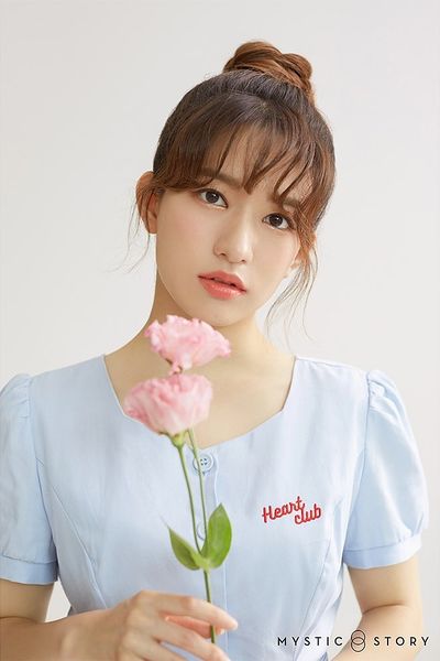 File:Takeuchi Miyu 2020.jpg