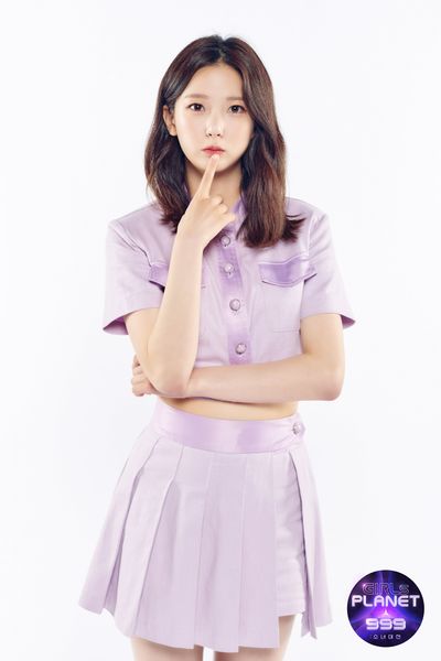 File:Choi Yujin - Girls Planet 999 promo.jpg