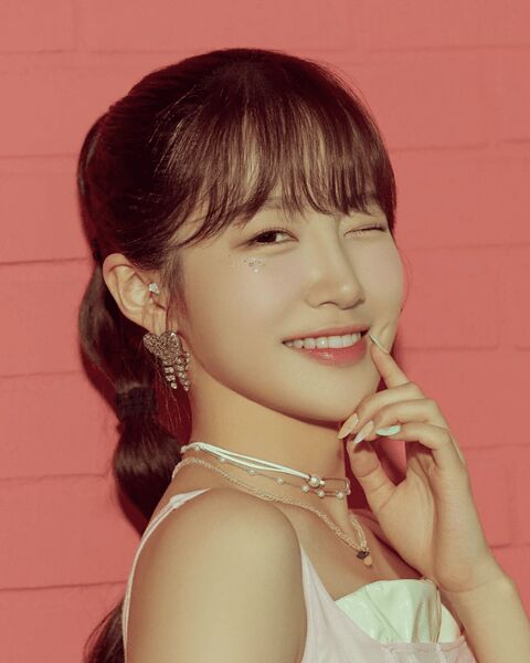 File:Sohee - FRESH promo.jpg