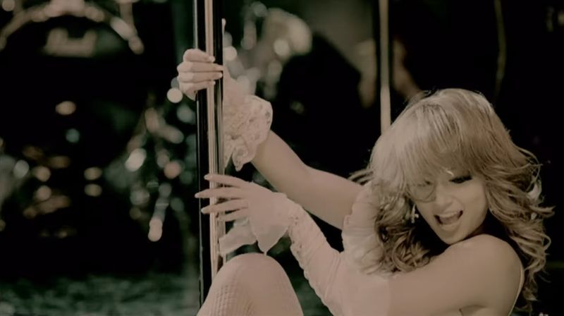 File:AyumiHamasaki-1Love-PV.jpg