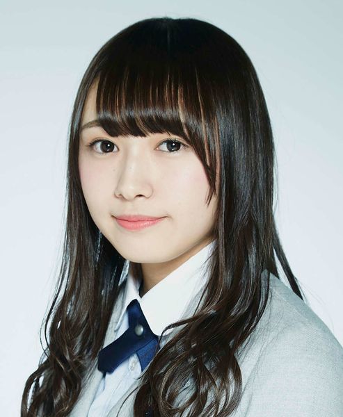 File:Keyakizaka46 Watanabe Rika 2016.jpg
