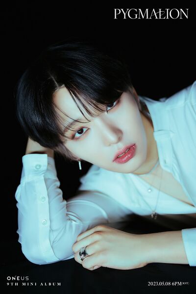 File:Seoho - PYGMALION promo.jpg