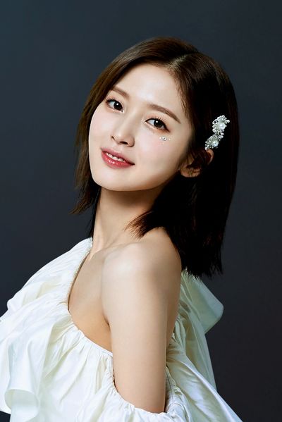 File:Arin - Etoile promo.jpg