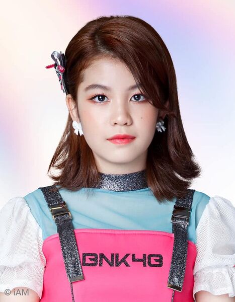 File:BNK48 Ratah 2021.jpg