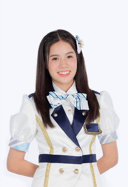 File:BNK48 Vathusiri - Aitakatta promo.jpg