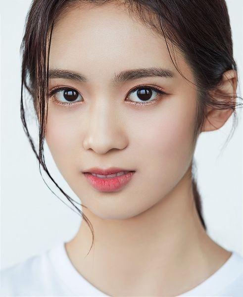 File:Cherry Bullet May.jpg