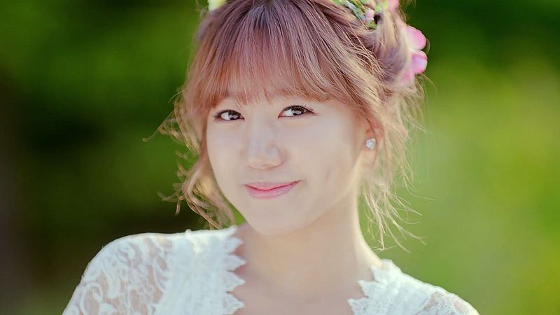 File:NamJooSnowPink.jpg