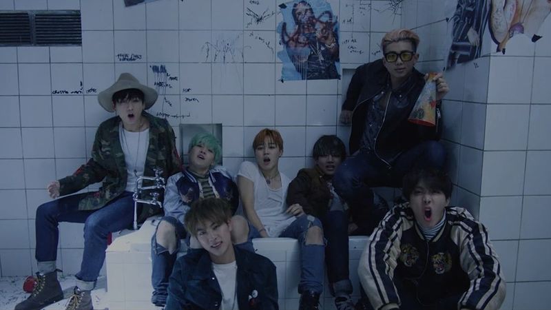File:BTS - RUN PV1.jpg