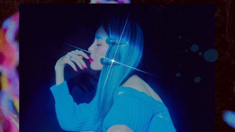 File:Sunmi - WARNING promo.jpg