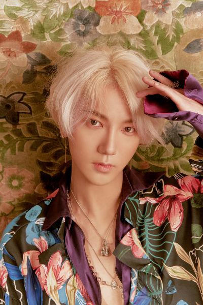 File:Yesung - REPLAY promo.jpg
