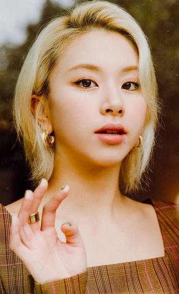 File:Chaeyoung - BETTER promo.jpg