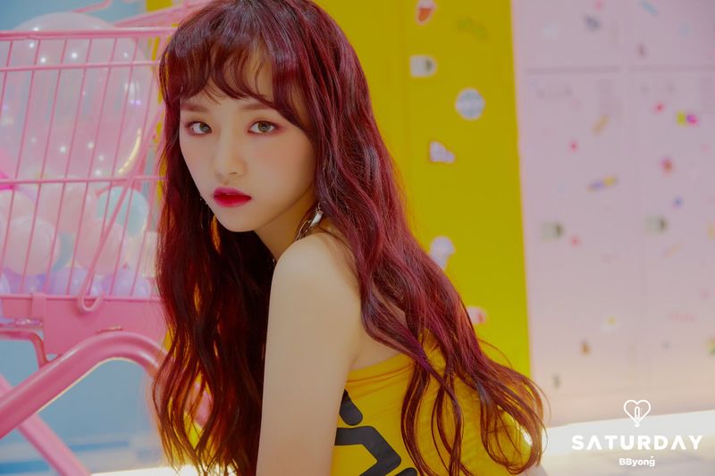 File:Ayeon - IKYK promo.jpg