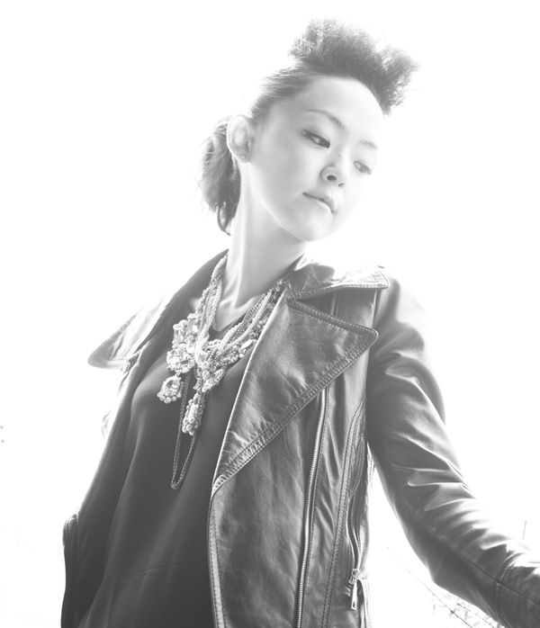 Kim Yoon Ah generasia