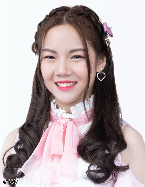 File:BNK48 Satchan 2020.jpg