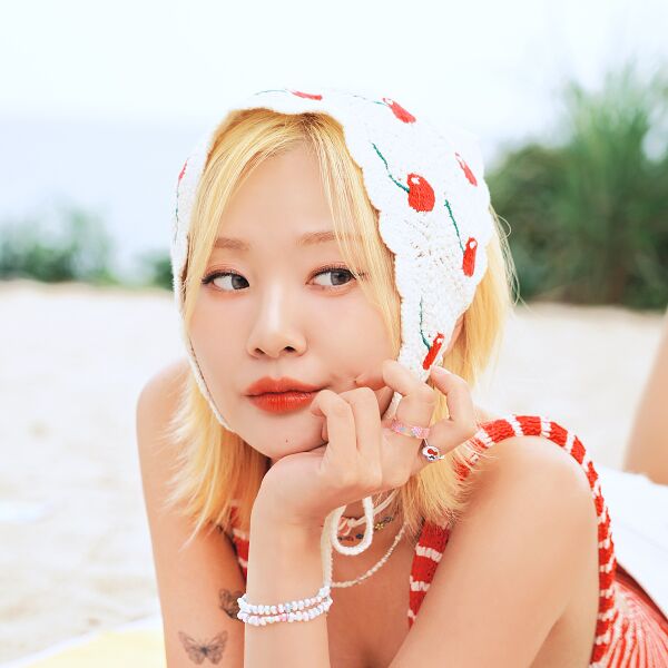 File:BOL4 - Lips promo.jpg